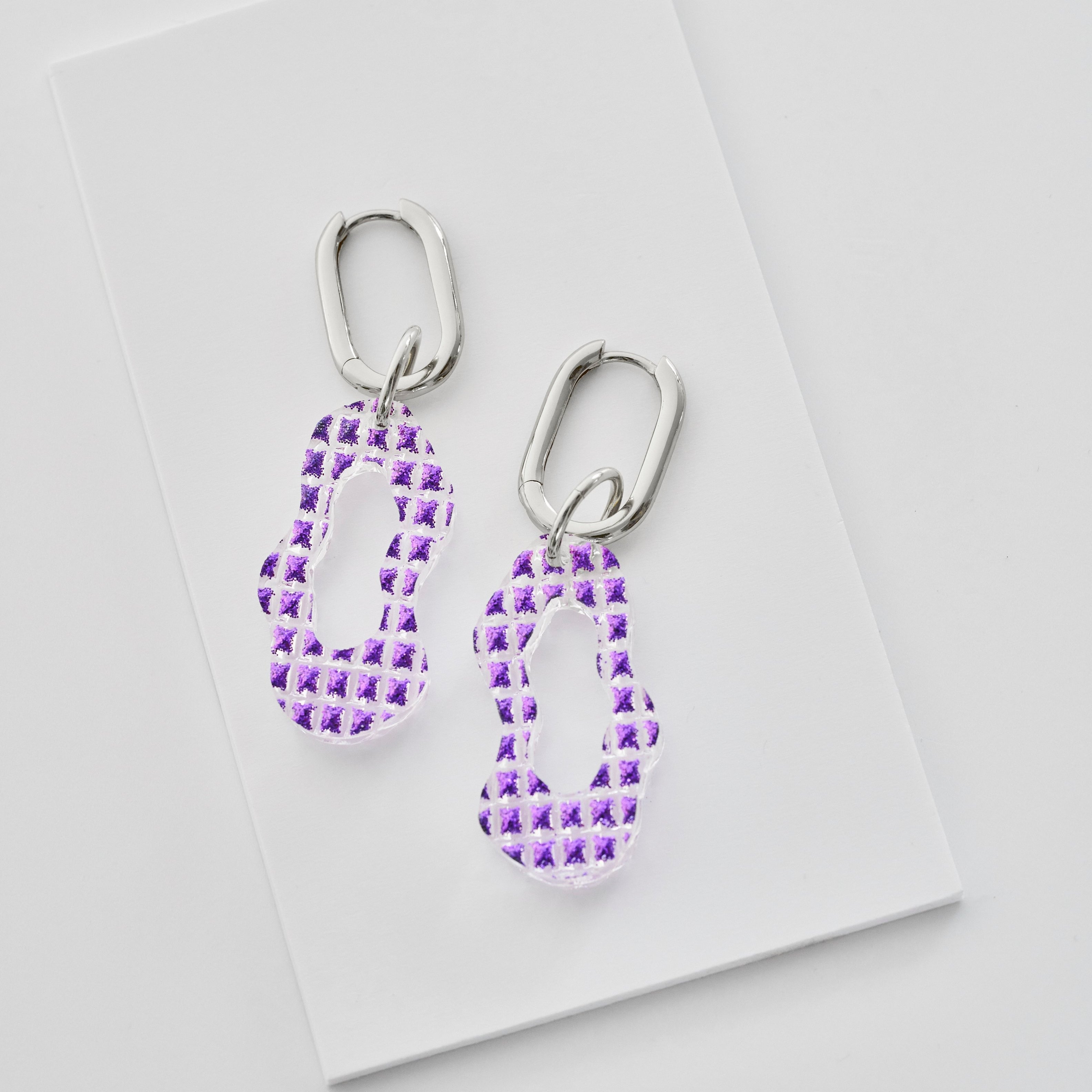 29 Palms Sunset - Gigi - Disco Purple-Veronica Antonucci-Silber Kreole-Veronica Antonucci-nachhaltige-statement-ohrringe-schweiz