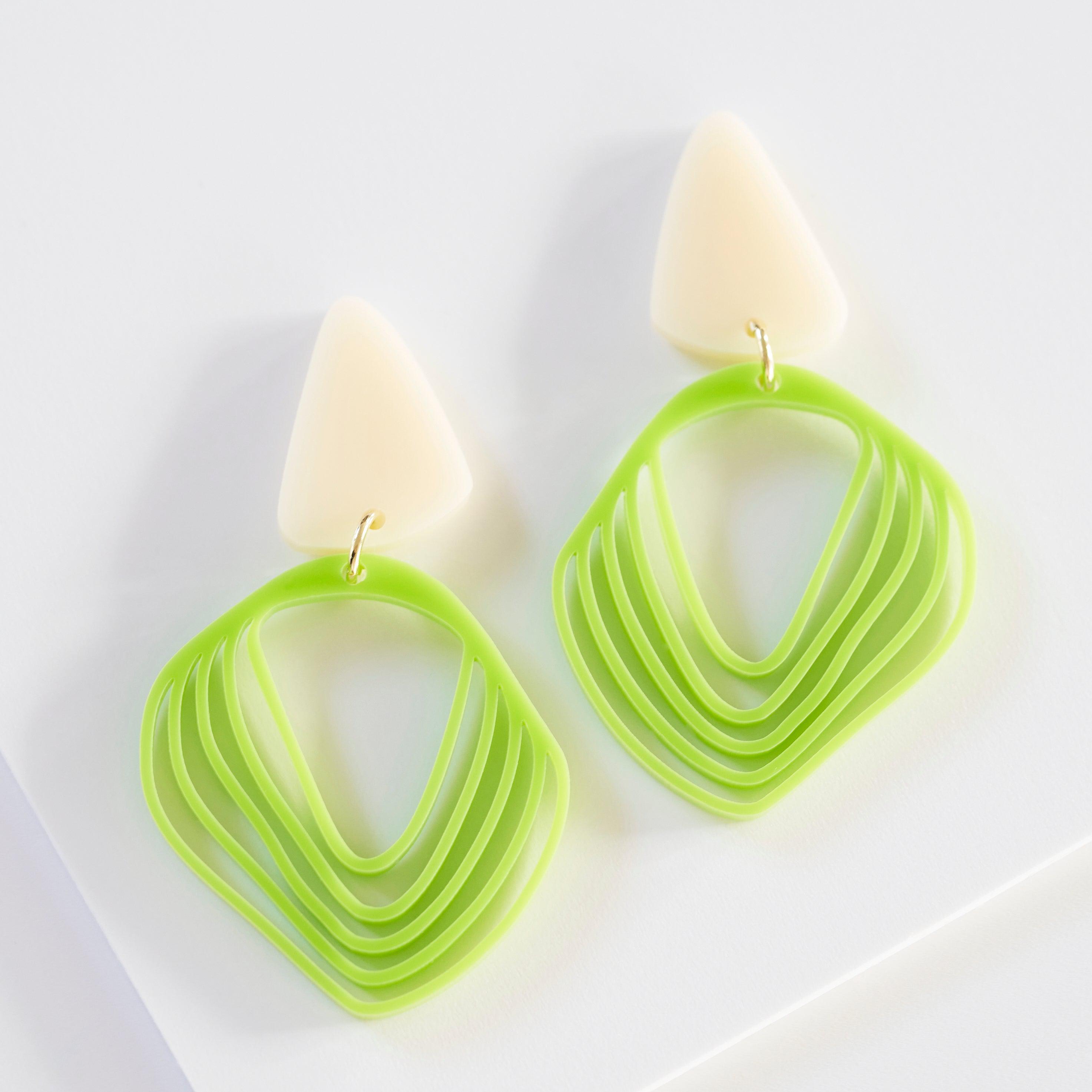 Anikó - lizard and cream-Veronica Antonucci-Veronica Antonucci-nachhaltige-statement-ohrringe-schweiz