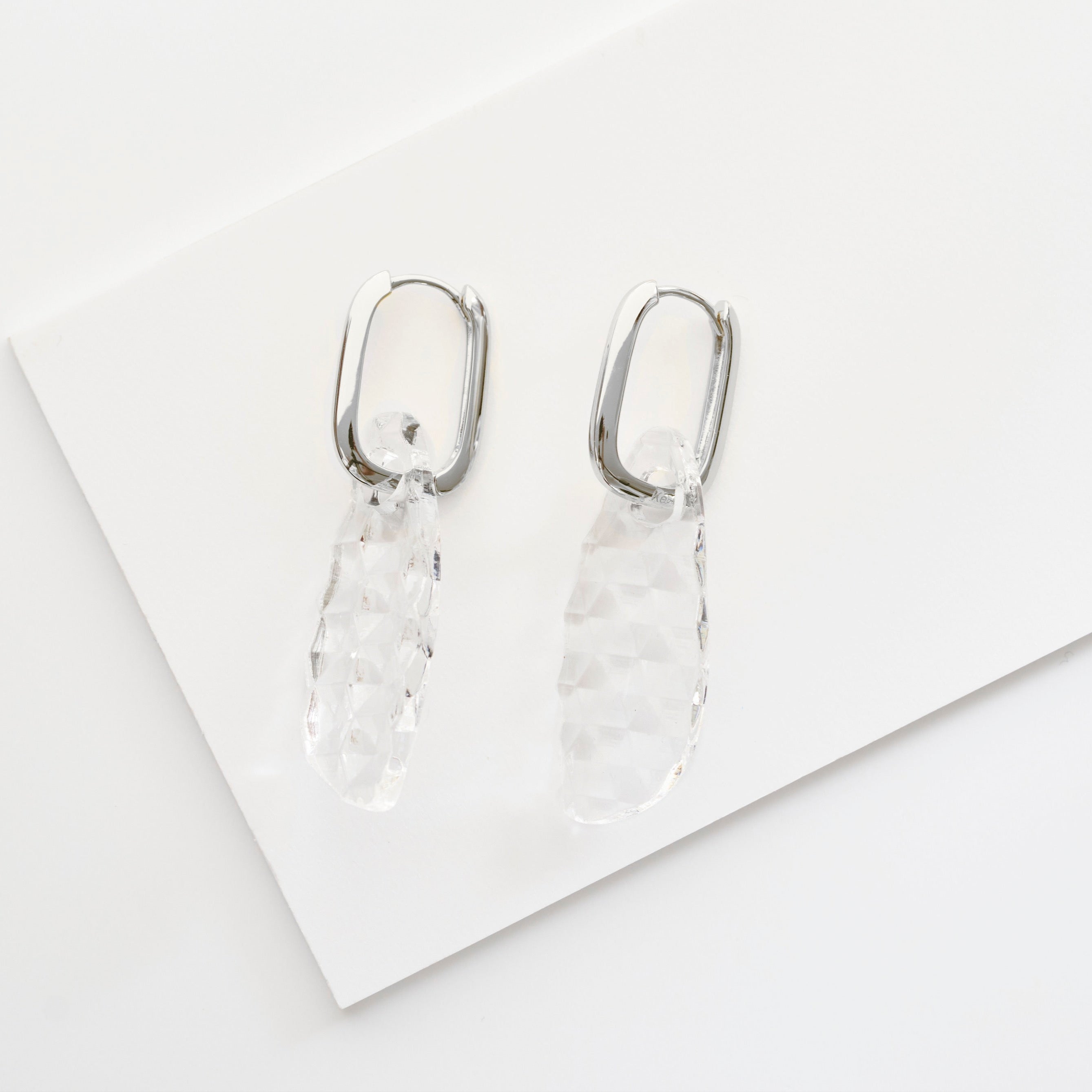 Eva - crystal-acrylic glass-Veronica Antonucci-Silber Kreole-Veronica Antonucci-nachhaltige-statement-ohrringe-schweiz