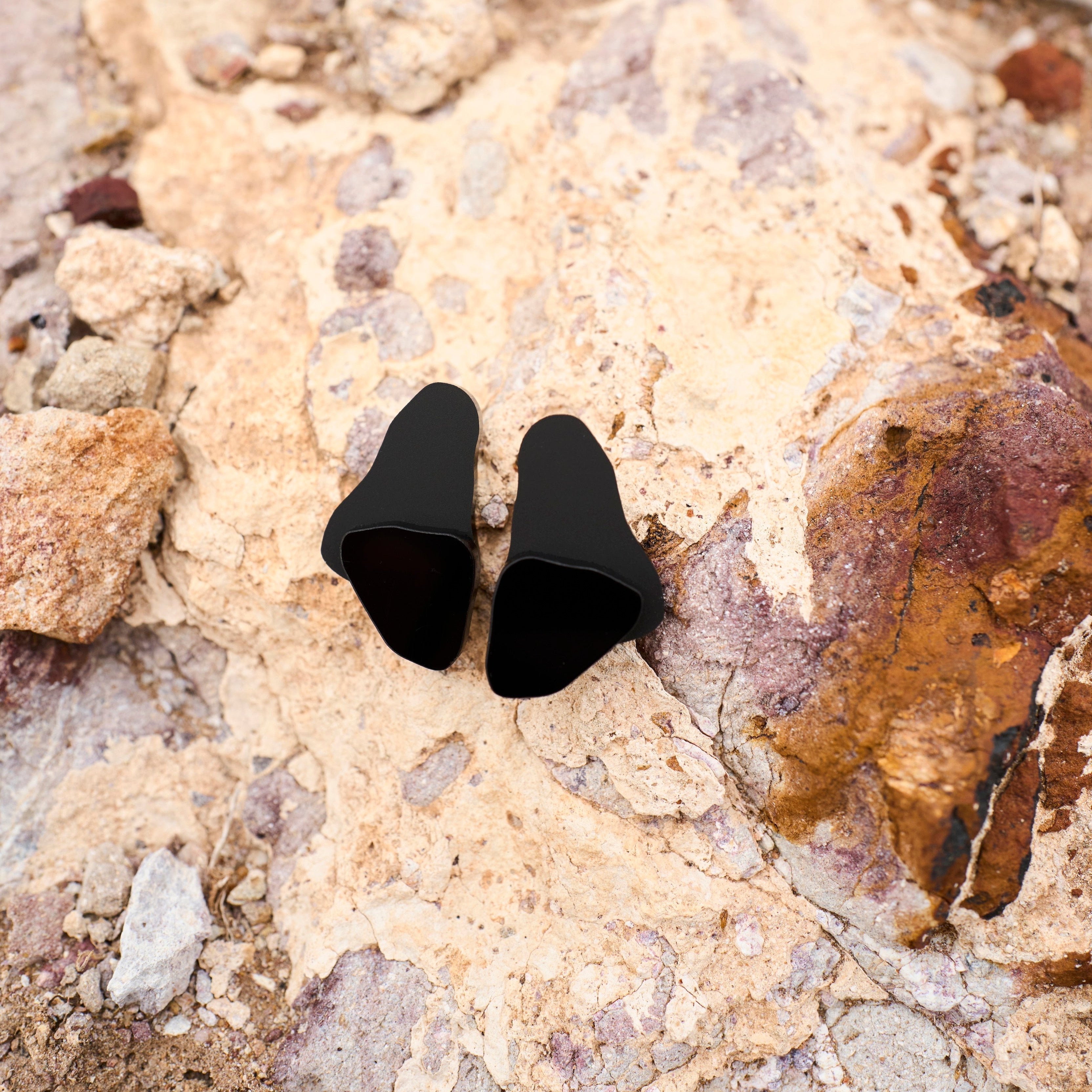 Salt-acrylic glass-Veronica Antonucci-Veronica Antonucci-nachhaltige-statement-ohrringe-schweiz