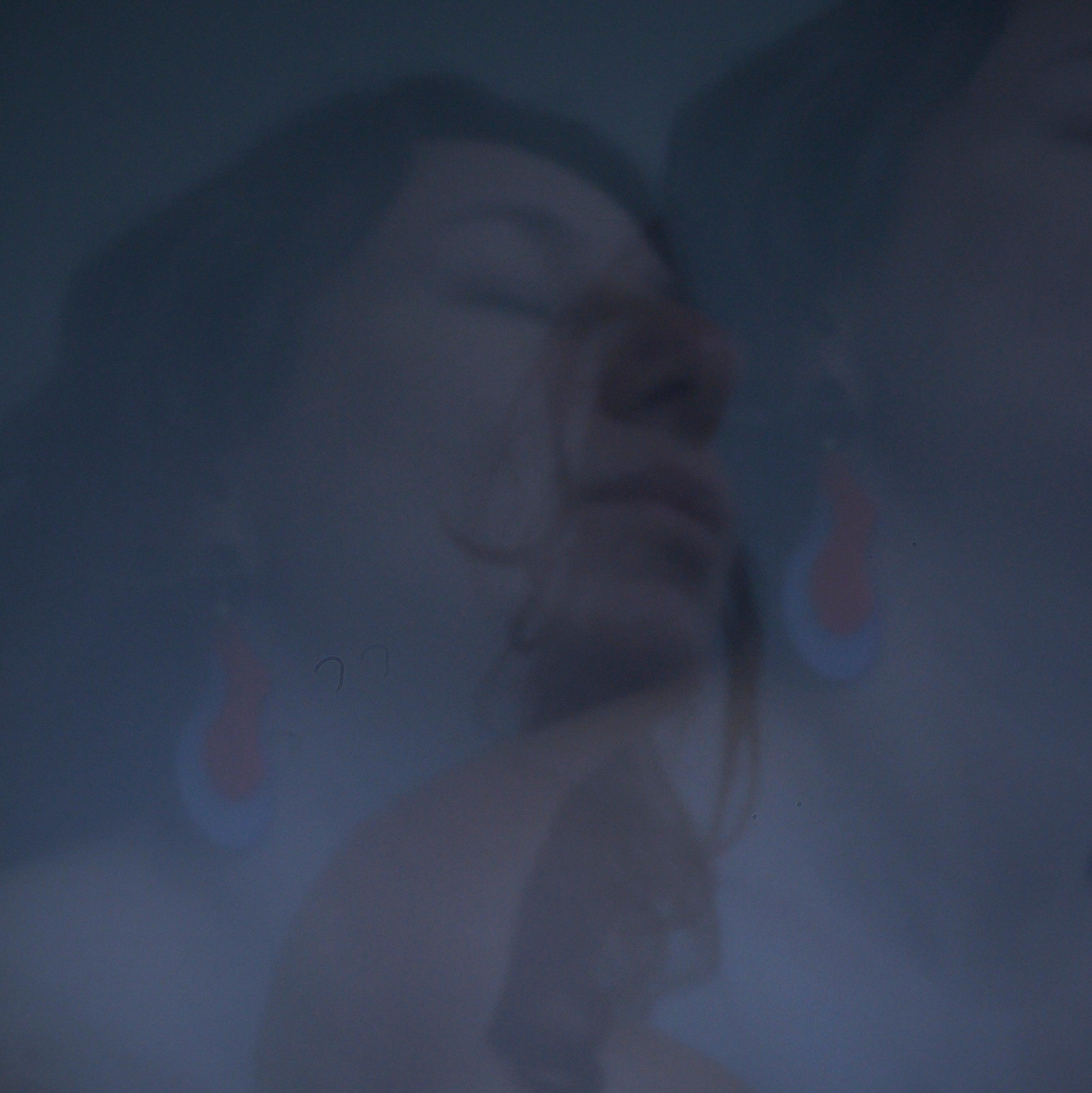 Waterlove-acrylic glass-Veronica Antonucci-Veronica Antonucci-nachhaltige-statement-ohrringe-schweiz